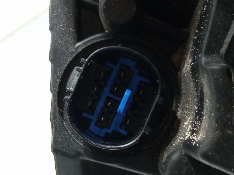 Recambio de faro derecho para kia picanto iii (ja) 1.0 referencia OEM IAM 92102G6400  