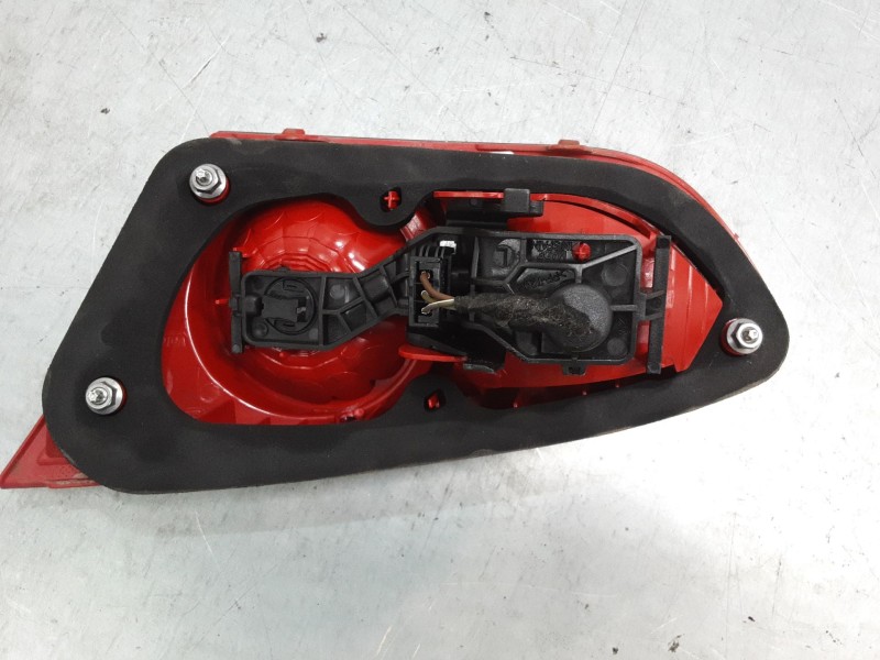 Recambio de piloto trasero porton izquierdo para seat leon (1p1) 1.6 tdi referencia OEM IAM   