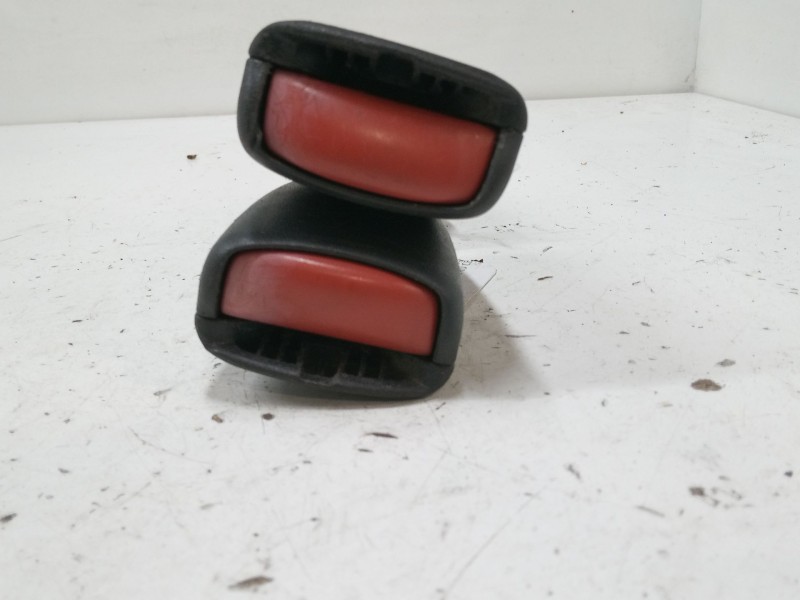 Recambio de anclaje cinturon trasero central para saab 9-3 cabriolet (ys3d) 2.0 turbo referencia OEM IAM   