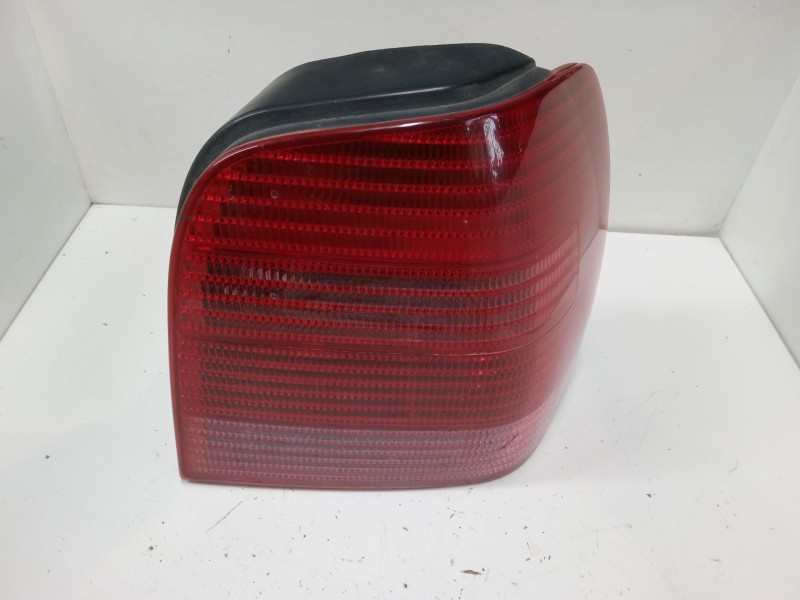 Recambio de piloto trasero derecho para volkswagen polo (6n2) 1.0 referencia OEM IAM   