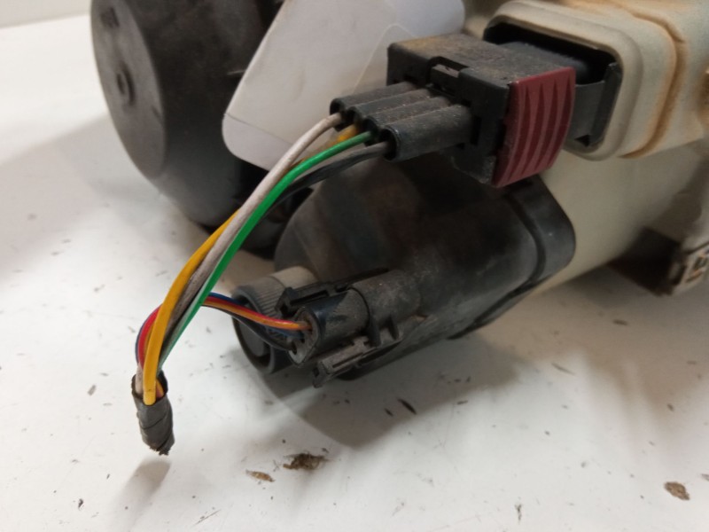 Recambio de faro derecho para saab 9-3 cabriolet (ys3d) 2.0 turbo referencia OEM IAM 5141884  