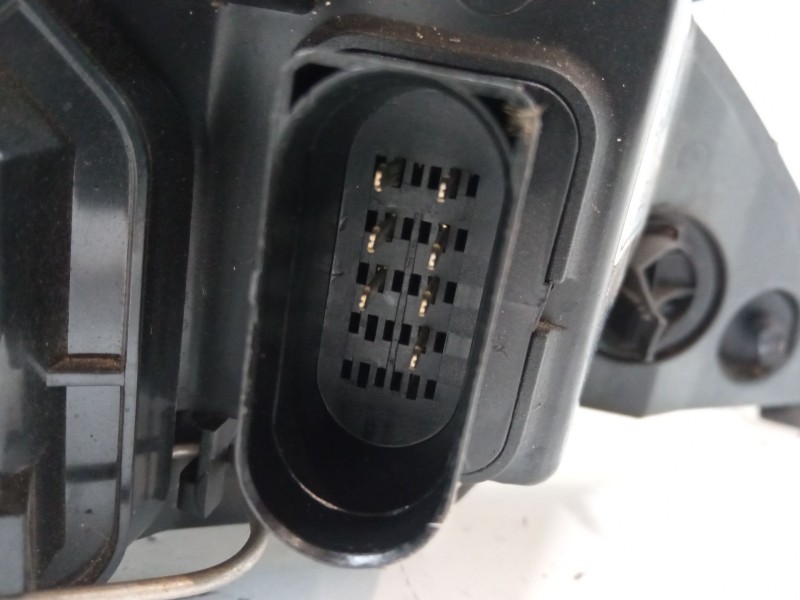 Recambio de faro izquierdo para ford focus i (daw, dbw) 1.8 tdci referencia OEM IAM   