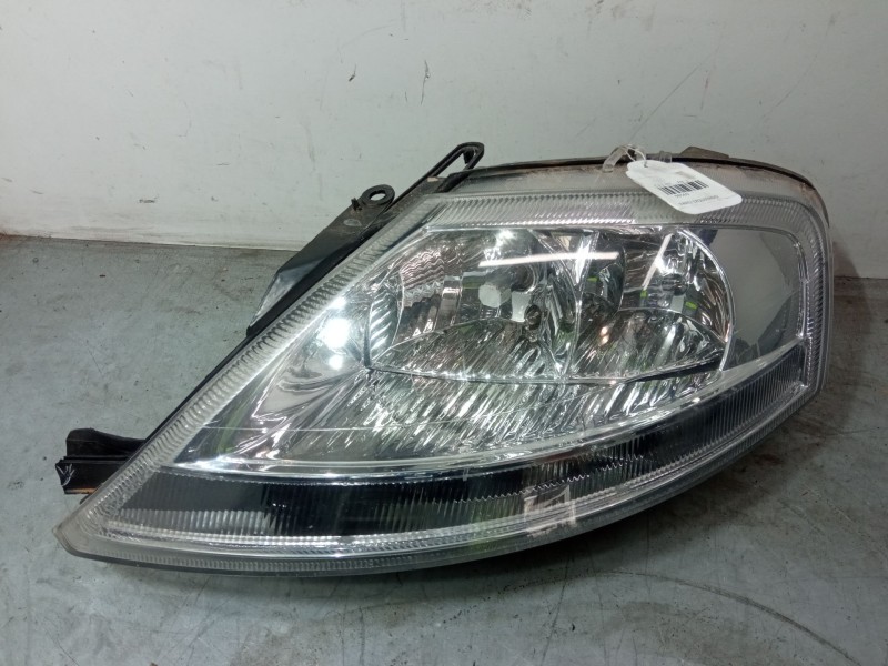 Recambio de faro izquierdo para citroën c3 i (fc_, fn_) 1.1 i referencia OEM IAM   