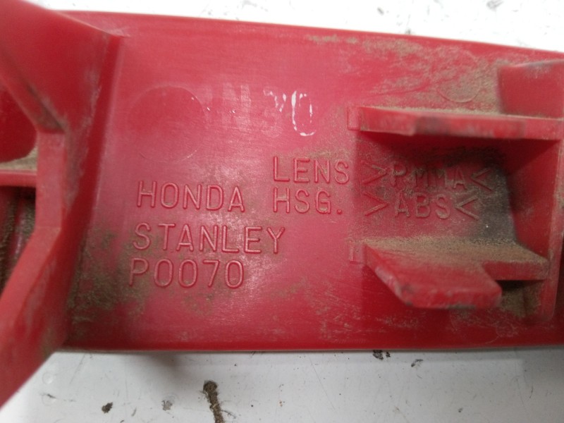 Recambio de catadioptrico trasero derecho para honda hr-v (gh_) 1.6 16v 4wd (gh2, gh4) referencia OEM IAM   