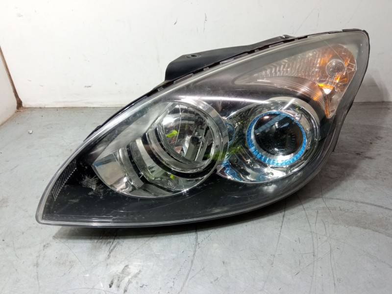 Recambio de faro izquierdo para hyundai i30 (fd) 1.4 referencia OEM IAM 921012R000  