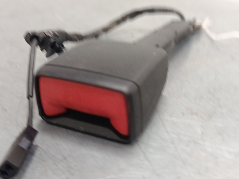 Recambio de anclaje cinturon delantero izquierdo para volkswagen tiguan (ad1, ax1) 2.0 tdi referencia OEM IAM   