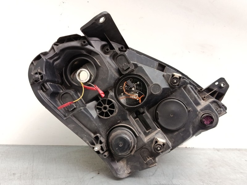 Recambio de faro izquierdo para iveco daily v furgoneta 29s13, 29l13, 35c13, 35s13, 40c13, 40s13 referencia OEM IAM   