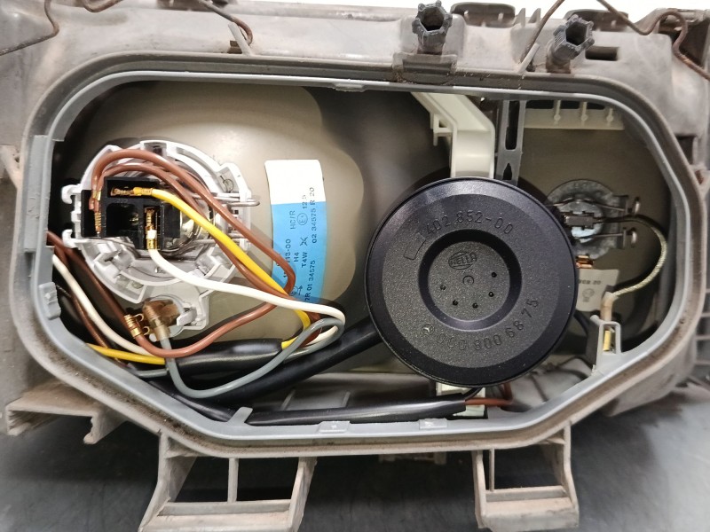 Recambio de faro izquierdo para mercedes-benz 190 (w201) d 2.0 (201.122) referencia OEM IAM   