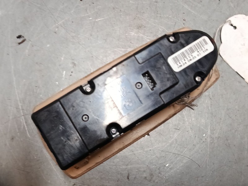 Recambio de mando elevalunas delantero izquierdo para bmw x3 (e83) 2.0 sd referencia OEM IAM 3414355  