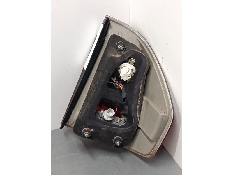 Recambio de piloto trasero izquierdo para bmw x3 (e83) 2.0 sd referencia OEM IAM PBW7162209  