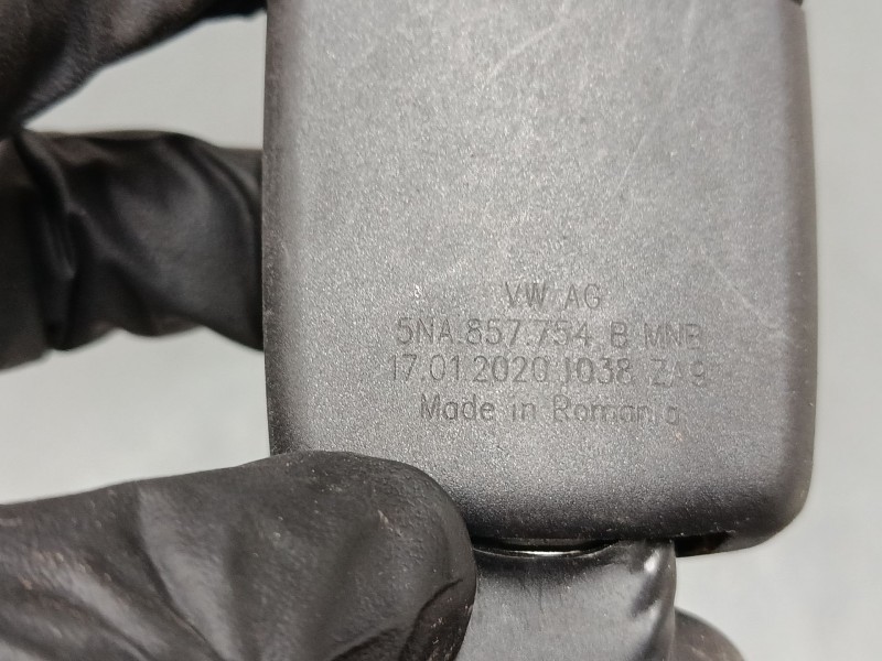 Recambio de anclaje cinturon trasero derecho para volkswagen tiguan (ad1, ax1) 2.0 tdi referencia OEM IAM   