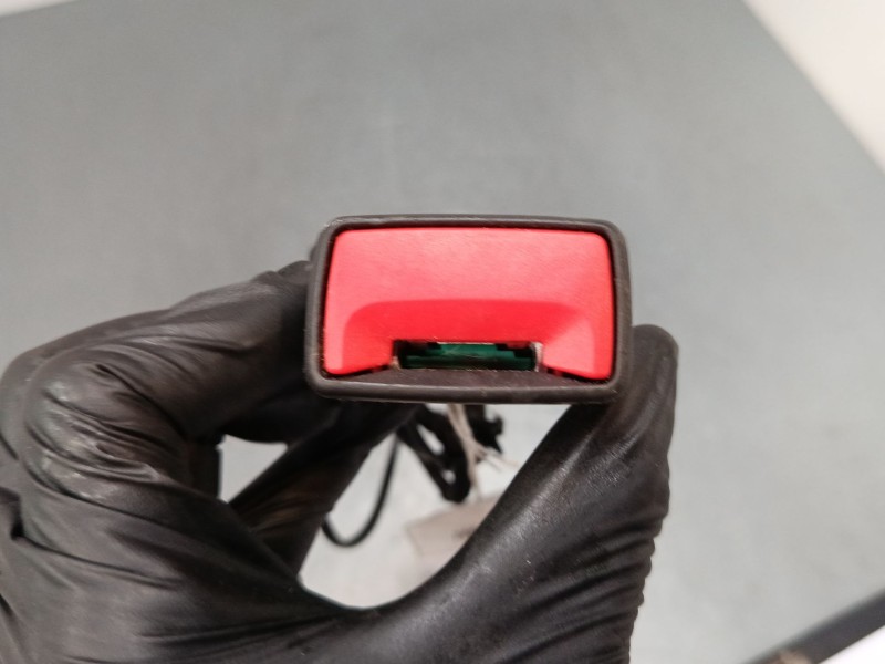 Recambio de anclaje cinturon trasero izquierdo para volkswagen tiguan (ad1, ax1) 2.0 tdi referencia OEM IAM   