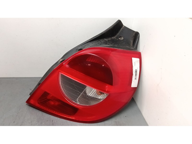 Recambio de piloto trasero derecho para renault clio iii (br0/1, cr0/1) 1.5 dci (br17, cr17) referencia OEM IAM 89035080  