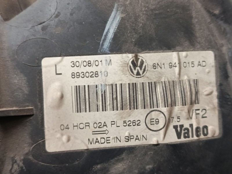 Recambio de faro izquierdo para volkswagen polo (6n2) 1.4 16v referencia OEM IAM 6N1941015AD  