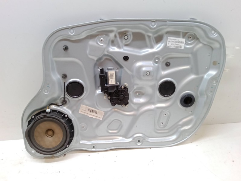 Recambio de elevalunas electrico delantero derecho para kia cee´d hatchback (ed) 1.6 crdi 115 referencia OEM IAM 824801H070  