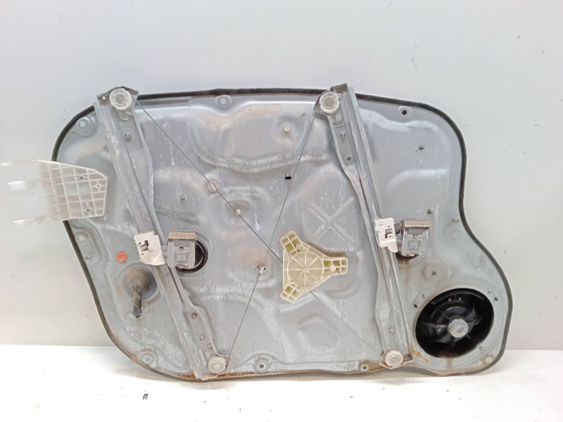 Recambio de elevalunas electrico delantero derecho para kia cee´d hatchback (ed) 1.6 crdi 115 referencia OEM IAM 824801H070  