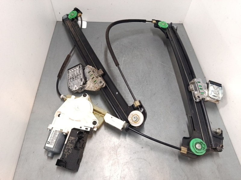 Recambio de elevalunas electrico delantero derecho para citroën c6 (td_) 2.7 hdi referencia OEM IAM 9650386080 9663077780 