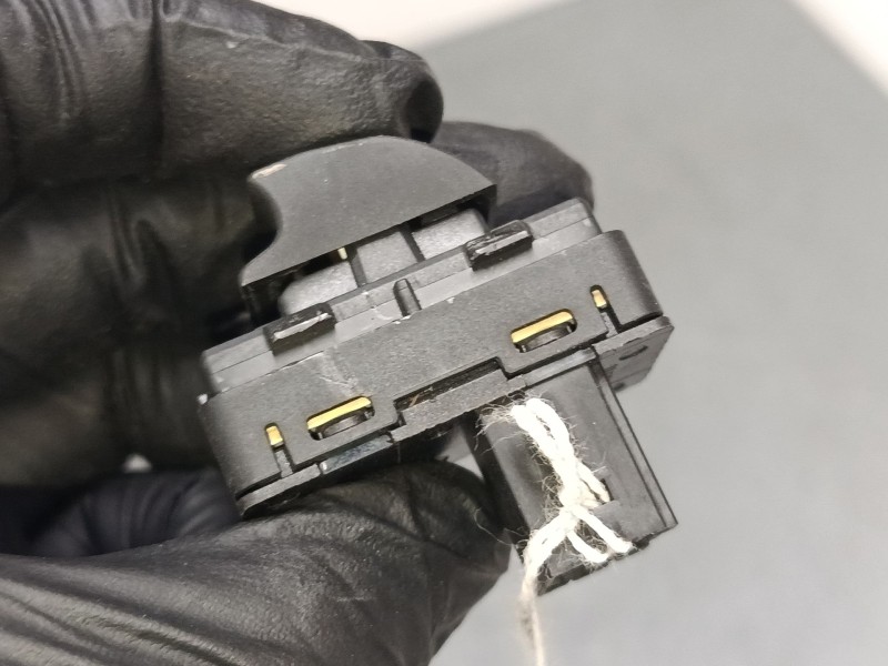 Recambio de mando elevalunas trasero derecho para citroën c6 (td_) 2.7 hdi referencia OEM IAM 96519387zd  