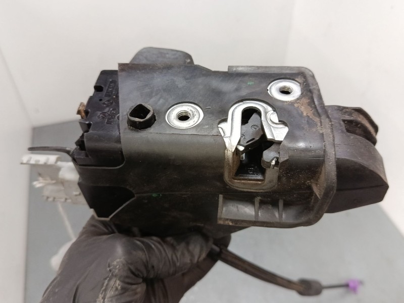 Recambio de cerradura puerta delantera izquierda para citroën c6 (td_) 2.7 hdi referencia OEM IAM 9681330880  