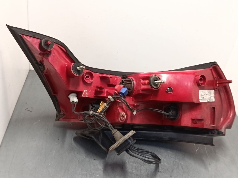 Recambio de piloto trasero izquierdo para citroën c6 (td_) 2.7 hdi referencia OEM IAM 9660737280  