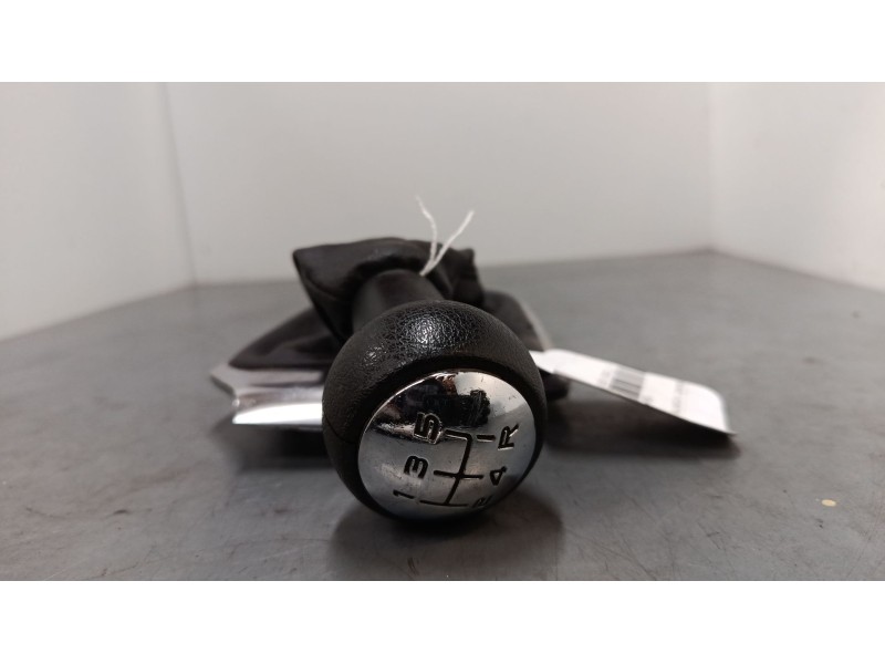 Recambio de pomo palanca cambio para citroën c-elysee (dd_) 1.2 vti 82 referencia OEM IAM 9674835377  
