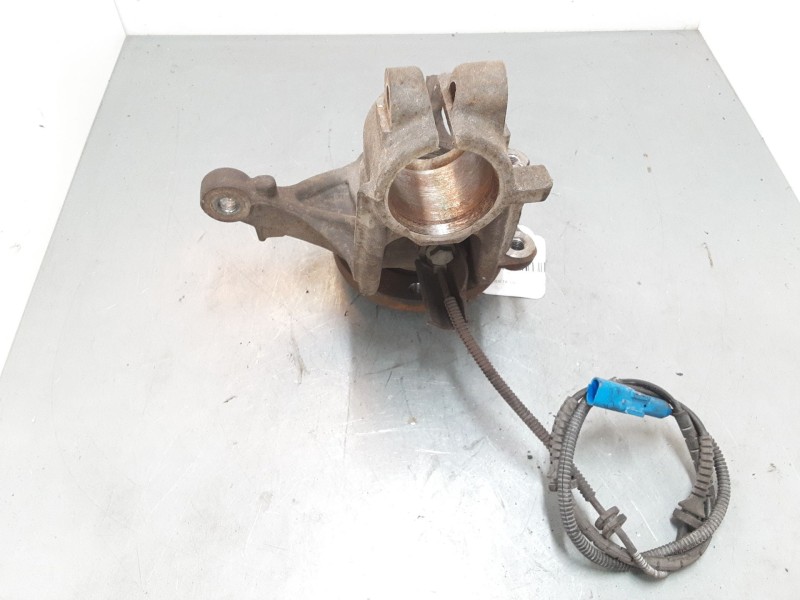 Recambio de mangueta delantera derecha para citroën c-elysee (dd_) 1.2 vti 82 referencia OEM IAM   