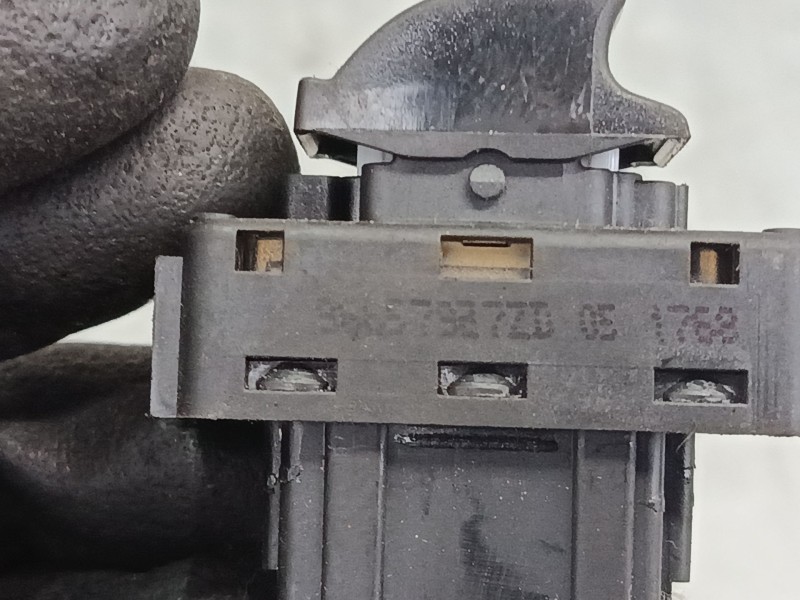 Recambio de mando elevalunas delantero derecho para citroën c-elysee (dd_) 1.2 vti 82 referencia OEM IAM 96657927ZD  