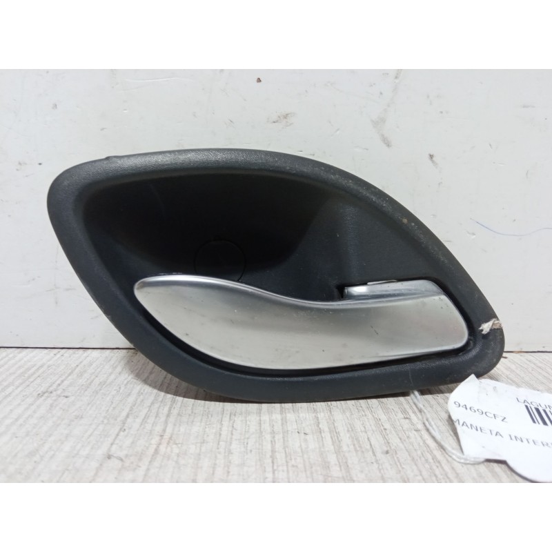 Recambio de maneta interior puerta trasera derecha para renault laguna ii (bg0/1_) 2.0 16v (bg00, bg0k, bg0p, bg0w) referencia O