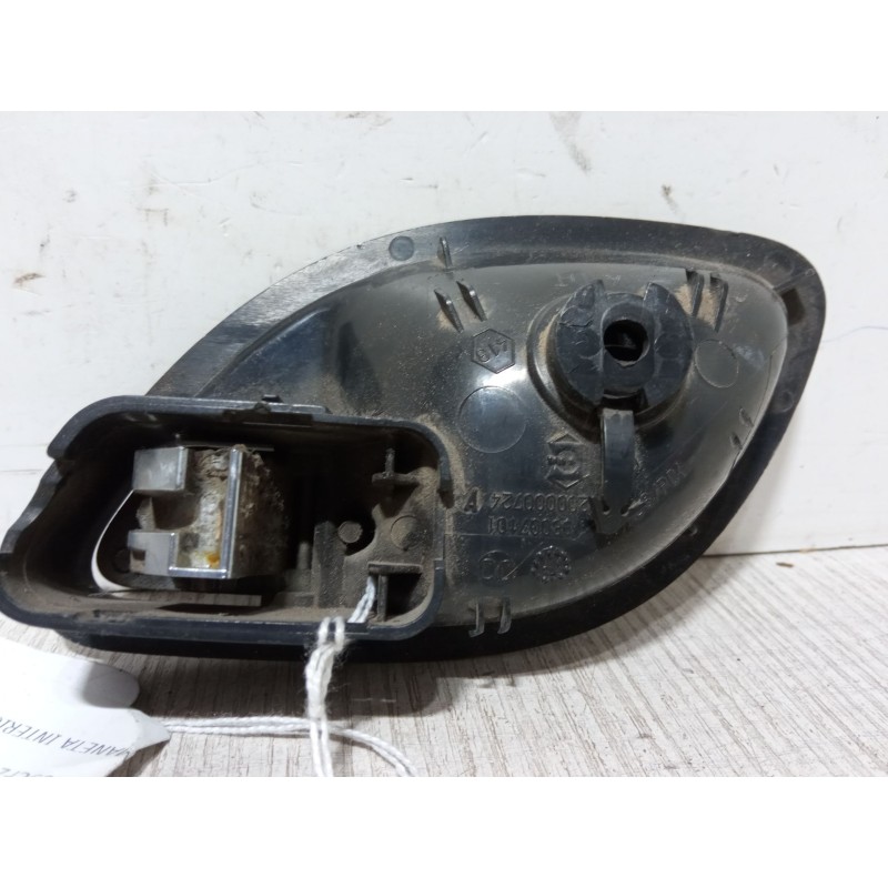 Recambio de maneta interior puerta trasera derecha para renault laguna ii (bg0/1_) 2.0 16v (bg00, bg0k, bg0p, bg0w) referencia O