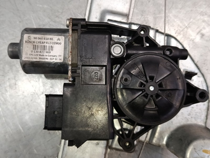 Recambio de elevalunas electrico delantero izquierdo para peugeot 2008 i (cu_) 1.2 thp 110 / puretech 110 referencia OEM IAM 980