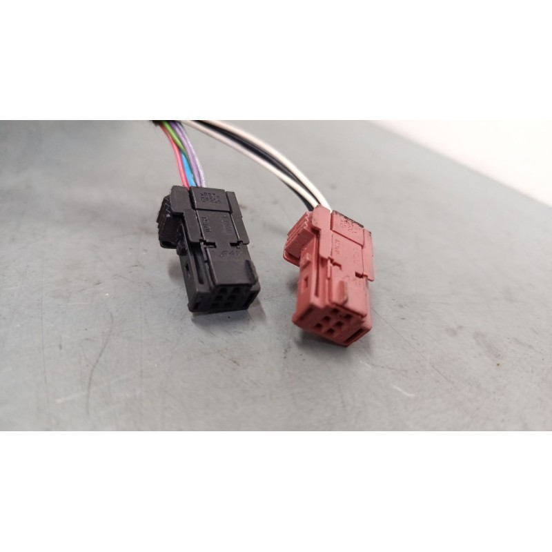 Recambio de retrovisor electrico izquierdo para peugeot 2008 i (cu_) 1.2 thp 110 / puretech 110 referencia OEM IAM 1611240880  