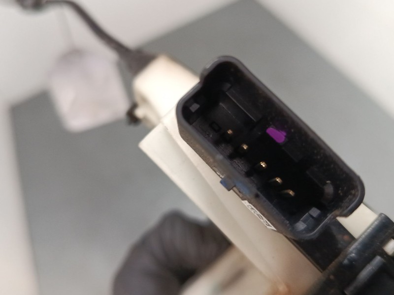 Recambio de cerradura puerta delantera derecha para peugeot 2008 i (cu_) 1.2 thp 110 / puretech 110 referencia OEM IAM 981250078