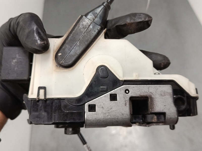 Recambio de cerradura puerta delantera derecha para peugeot 2008 i (cu_) 1.2 thp 110 / puretech 110 referencia OEM IAM 981250078