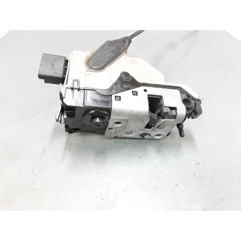 Recambio de cerradura puerta trasera derecha para peugeot 2008 i (cu_) 1.2 thp 110 / puretech 110 referencia OEM IAM 9812501380 