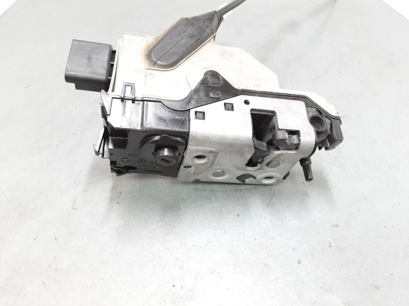 Recambio de cerradura puerta trasera derecha para peugeot 2008 i (cu_) 1.2 thp 110 / puretech 110 referencia OEM IAM 9812501380 