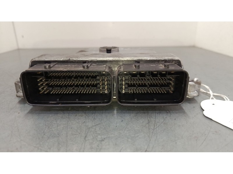 Recambio de centralita motor uce para peugeot 2008 i (cu_) 1.2 thp 110 / puretech 110 referencia OEM IAM 9812338980 9806671980 V