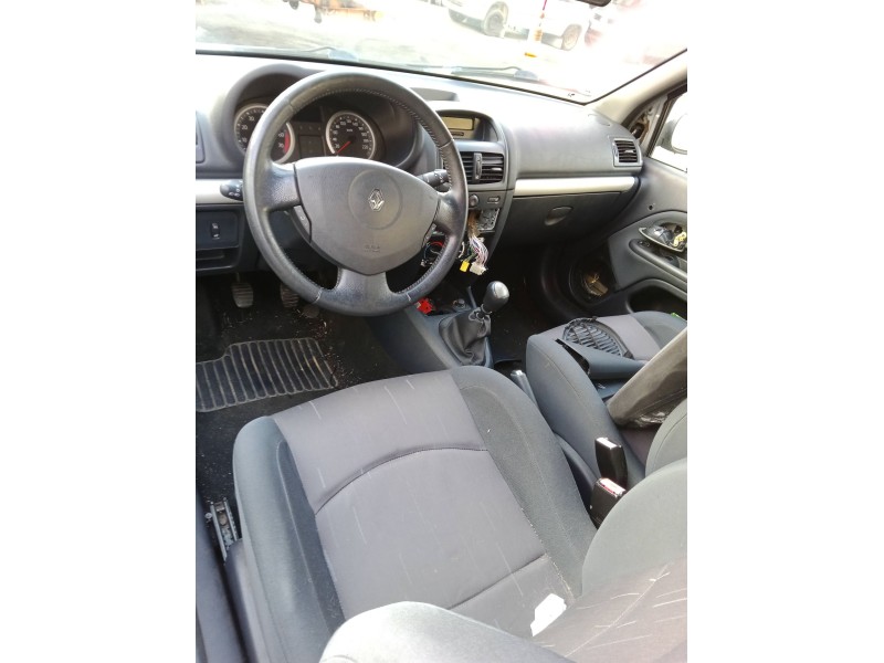 renault clio ii (bb_, cb_) del año 2004