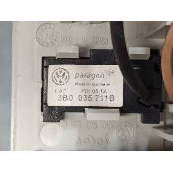 LUZ INTERIOR DELANTERA 3B0947105C 