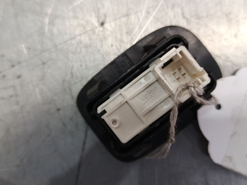 Recambio de mando elevalunas trasero izquierdo para peugeot 2008 i (cu_) 1.2 thp 110 / puretech 110 referencia OEM IAM 96751119Z