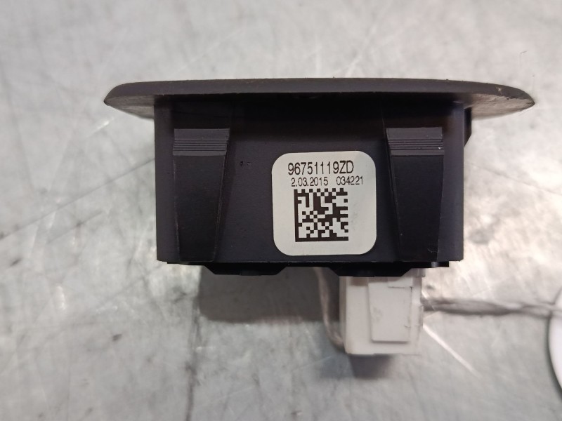 Recambio de mando elevalunas trasero izquierdo para peugeot 2008 i (cu_) 1.2 thp 110 / puretech 110 referencia OEM IAM 96751119Z