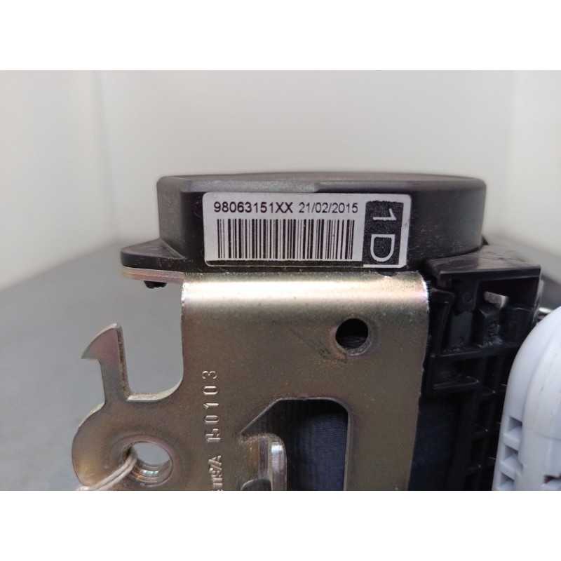 Recambio de cinturon seguridad delantero derecho para peugeot 2008 i (cu_) 1.2 thp 110 / puretech 110 referencia OEM IAM 9806315