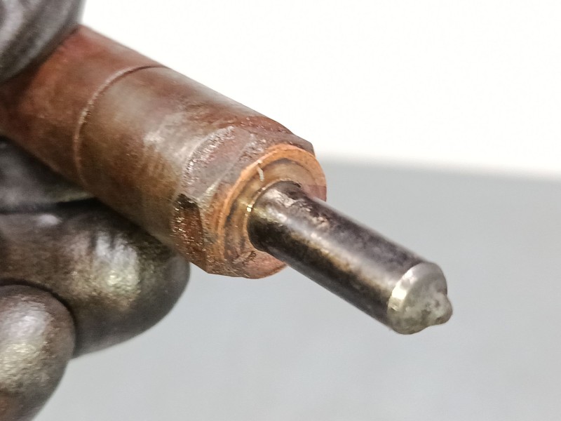 Recambio de inyector para ford tourneo connect 1.8 tdci /tddi /di referencia OEM IAM   