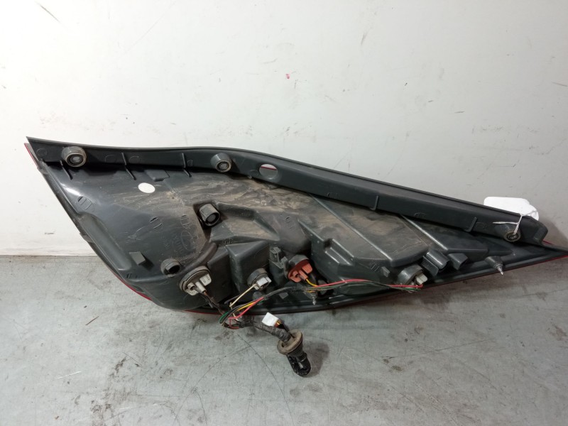Recambio de piloto trasero izquierdo para hyundai i30 (fd) 1.4 referencia OEM IAM 924012R0  