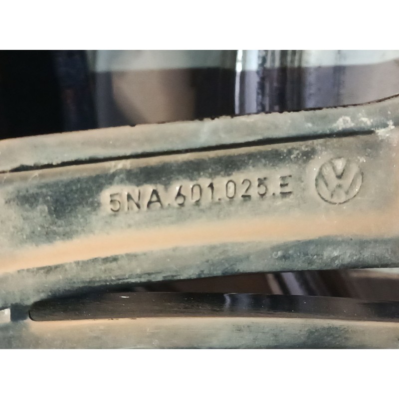 Recambio de llanta aluminio 19´´ para volkswagen tiguan (ad1, ax1) 2.0 tdi referencia OEM IAM 5NA601025E 8.5x19 ET38 