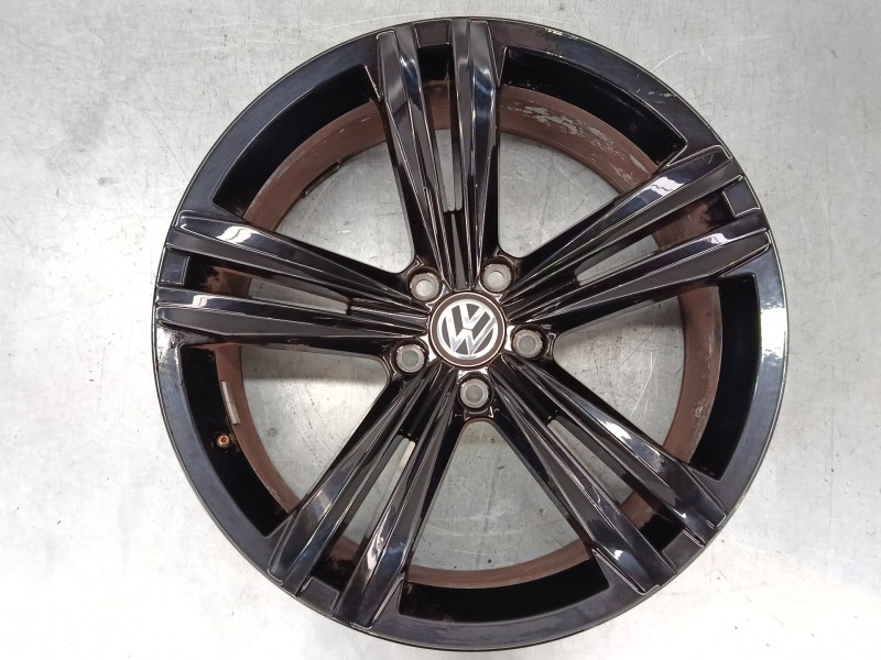 Recambio de llanta aluminio 19´´ para volkswagen tiguan (ad1, ax1) 2.0 tdi referencia OEM IAM 5NA601025E 8,5J x 19 ET38 