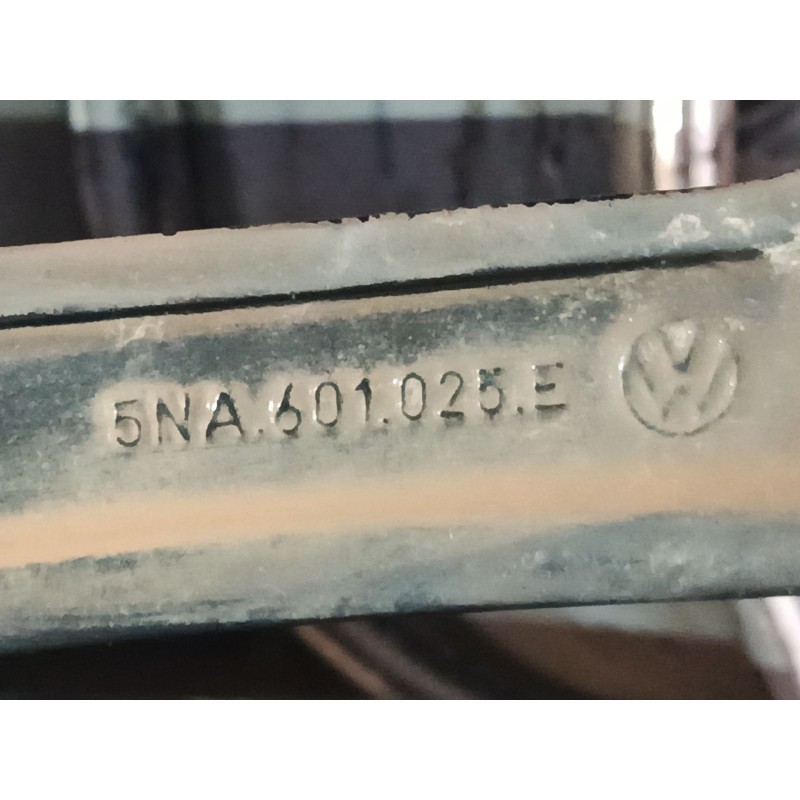 Recambio de llanta aluminio 19´´ para volkswagen tiguan (ad1, ax1) 2.0 tdi referencia OEM IAM 5NA601025E 8,5J x 19 ET38 