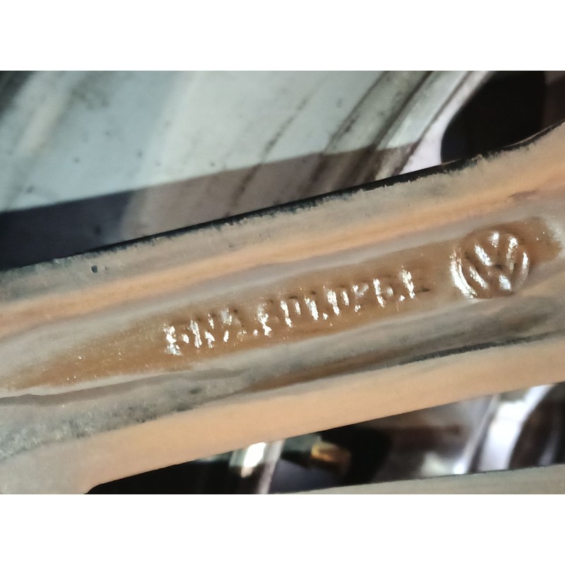 Recambio de llanta aluminio 19´´ para volkswagen tiguan (ad1, ax1) 2.0 tdi referencia OEM IAM 5NA601025E 8,5J x 19 ET38 