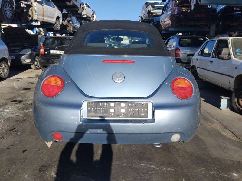 volkswagen new beetle descapotable (1y7) del año 2005