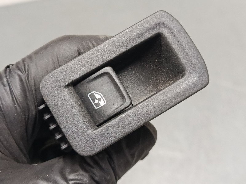 Recambio de mando elevalunas trasero izquierdo para volkswagen tiguan (ad1, ax1) 2.0 tdi referencia OEM IAM 5NA867255  