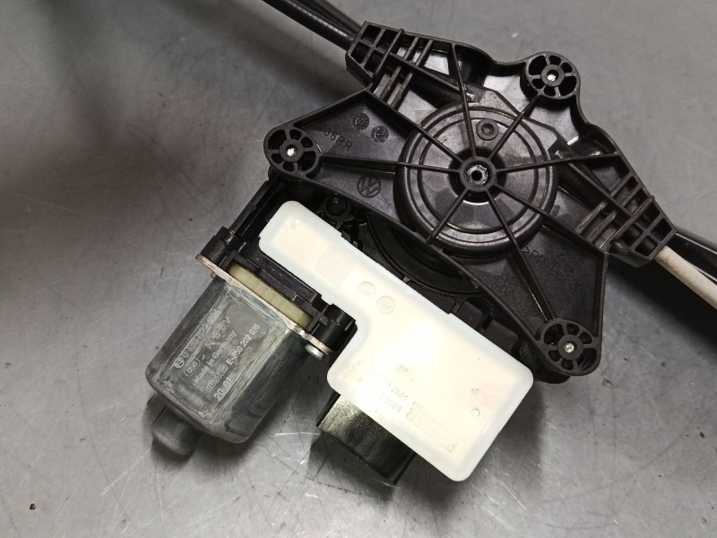 Recambio de elevalunas electrico trasero derecho para volkswagen tiguan (ad1, ax1) 2.0 tdi referencia OEM IAM 5NA839462C  